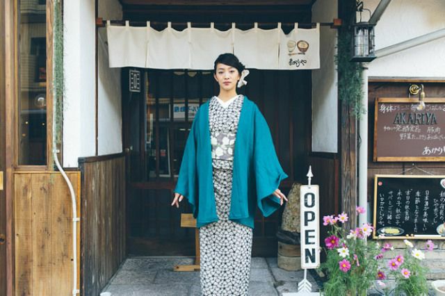 レース刺繍着物＞ハナミズキ－アイボリー | 着物や浴衣なら和モダン 