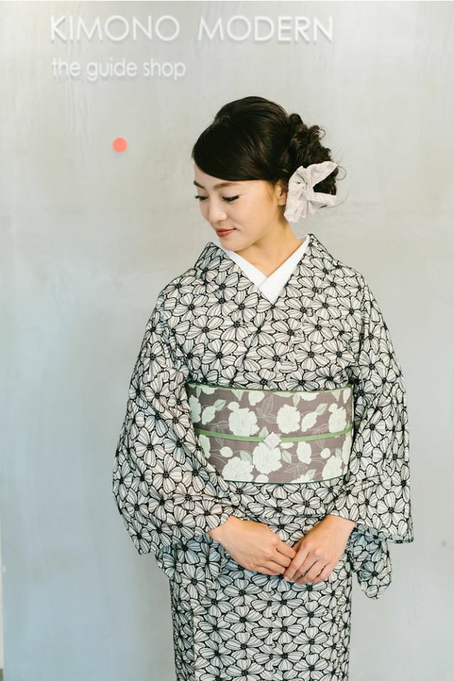 レース刺繍着物＞ハナミズキ－アイボリー | 着物や浴衣なら和モダン着物・帯を楽しむKIMONO MODERN