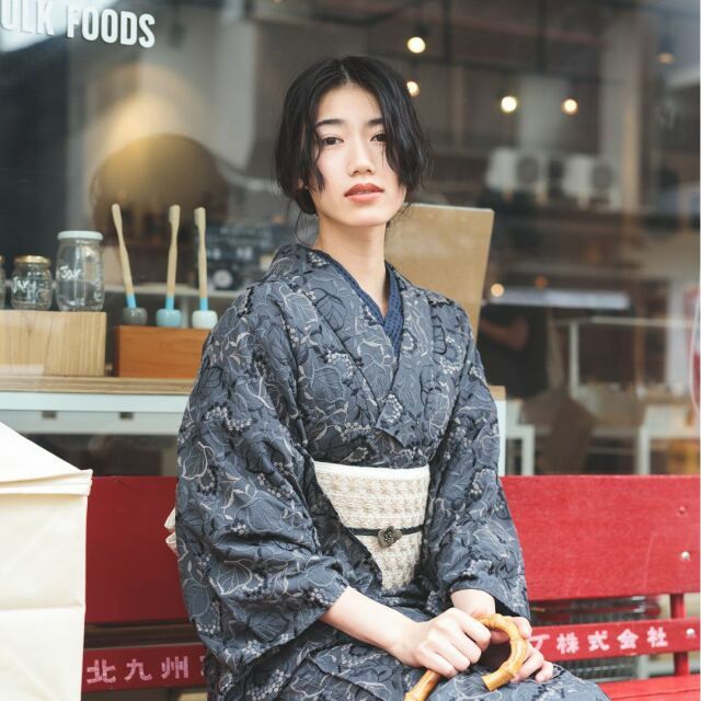 レース刺繍着物＞はんなり&ウツクシ、レース刺繍着物－葡萄－DARK gray  