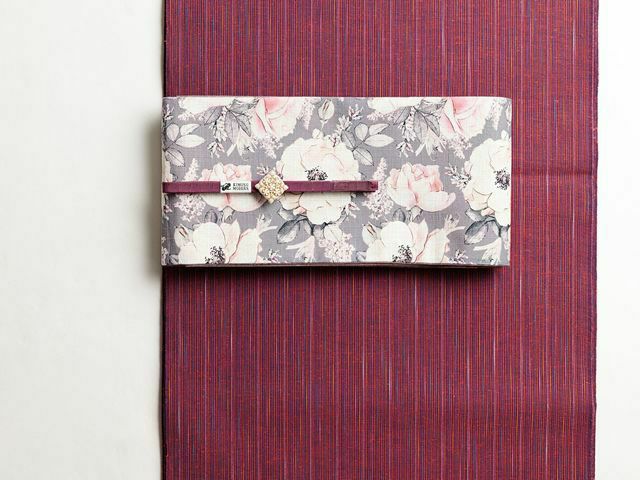 遠州綿紬　仕立て上がり　KIMONO MODERN　　赤紫色着物 遠州綿紬│お仕立て上がり 遠州木綿 │フリーサイズ 榛色 – きもの永見