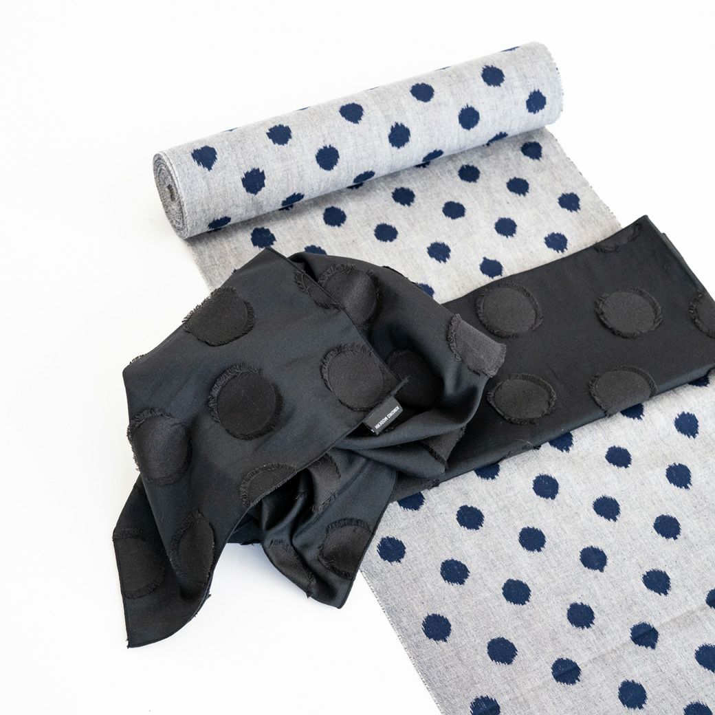 久留米絣＞現代的な色柄、昔ながらの伝統-POLKA DOTS gray（綿100